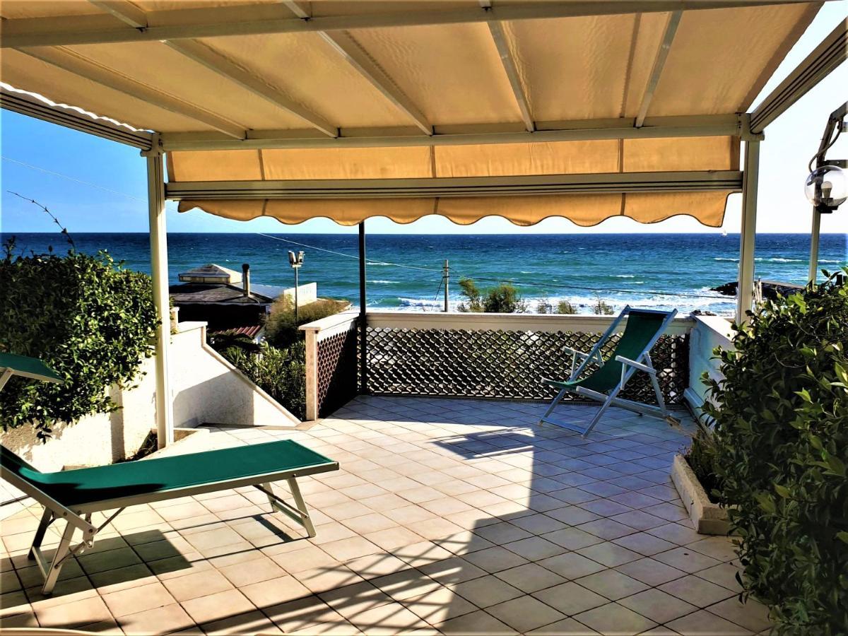 La Villa Fronte Spiaggia Bandiera Blu Sperlonga Eksteriør bilde